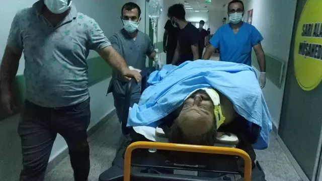 Samsun'da 6. kattan düşen işçi ağır yaralandı 2