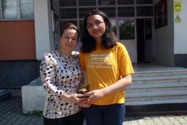 Ardahan'da LGS birincisi Eslem: İlk tercihim Galatasaray Lisesi