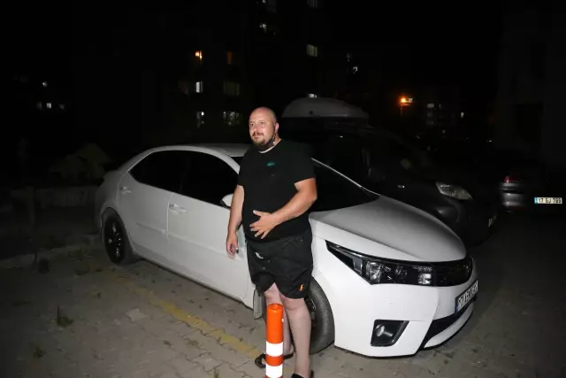 Son dakika haberi! ÇANAKKALE - Kayıp çocuk 6 saat sonra otomobilin içinde uyurken bulundu