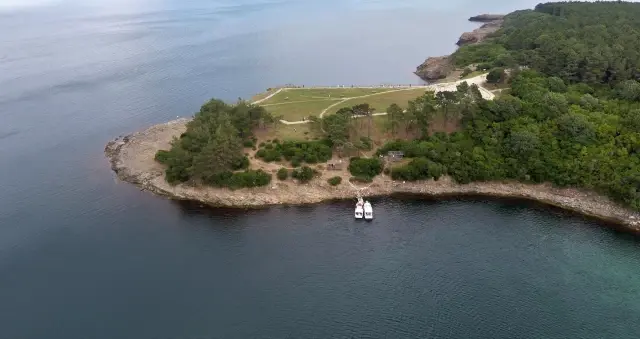 Denizle ormanı birleştiren Sinop'un tabiat parkları ziyaretçilerini ağırlamaya başladı Denizle ormanı birleştiren Sinop'un tabiat parkları ziyaretçilerini ağırlamaya başladı