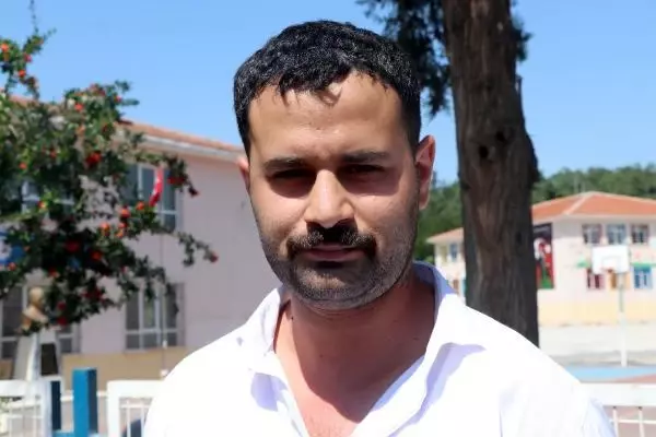 EDİRNE'DE MAHALLELİ, ROMAN HAVALARIYLA SOKAKLARI TEMİZLEDİ