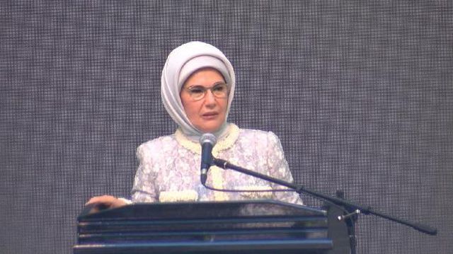 emine erdogan dunyada her 9 kisiden biri acli 2 14235912 o