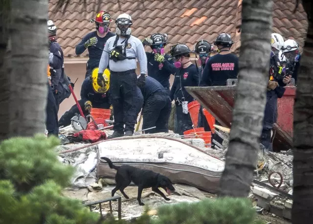 Florida'da çöken binada can kaybı 12'ye yükseldi