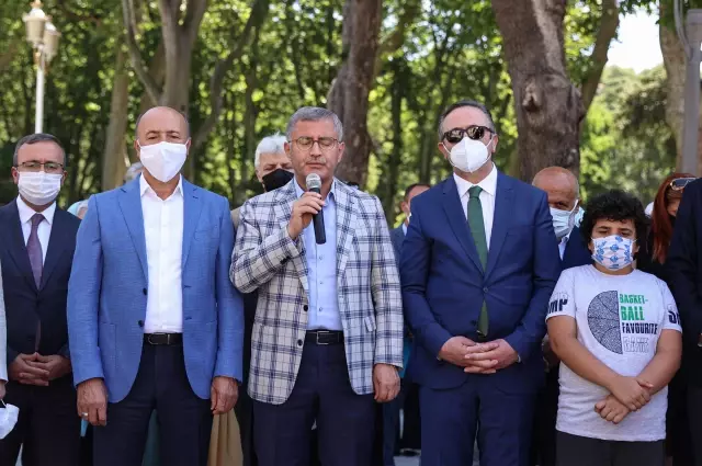 İslam bilim tarihi araştırmacısı Prof. Dr. Fuat Sezgin kabri başında anıldı