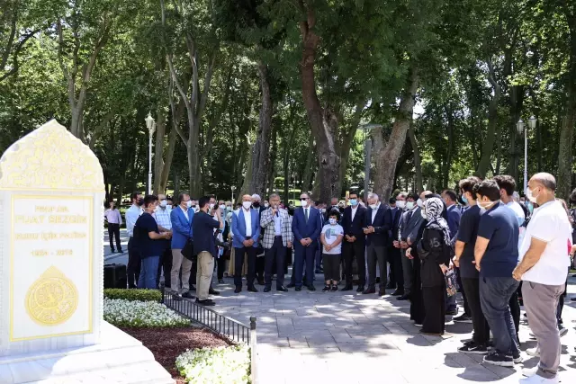 İslam bilim tarihi araştırmacısı Prof. Dr. Fuat Sezgin kabri başında anıldı