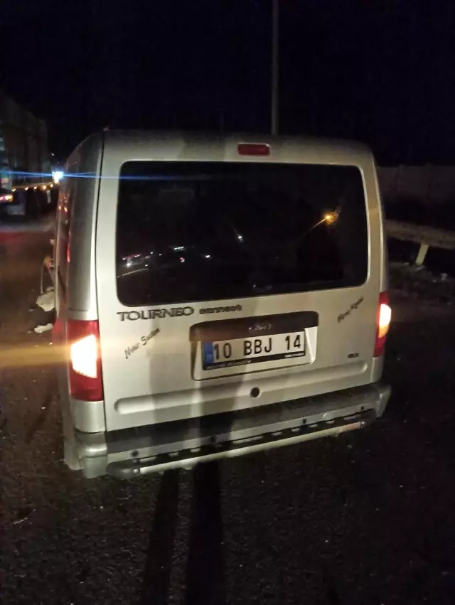 Karacabey'de trafik kazası: 3 yaralı