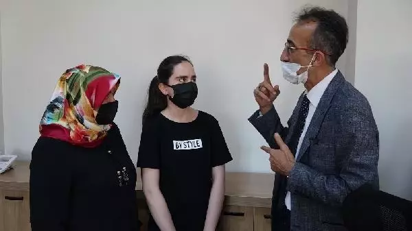 LGS BİRİNCİSİ ALEYNA KORONAVİRÜS ETKİLEDİ AMA ÇOK ÇALIŞTIK
