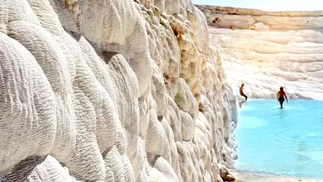 The mystery of the 'Gate of Hell opening to the underground' in Pamukkale has finally been solved