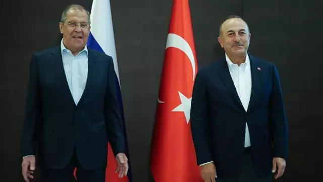 Rusya Dışişleri Bakanı Lavrov'dan Kanal İstanbul yorumu: Proje, yabancı askerlere zemin hazırlamaz Rusya Dışişleri Bakanı Lavrov'dan Kanal İstanbul yorumu: Proje, yabancı askerlere zemin hazırlamaz
