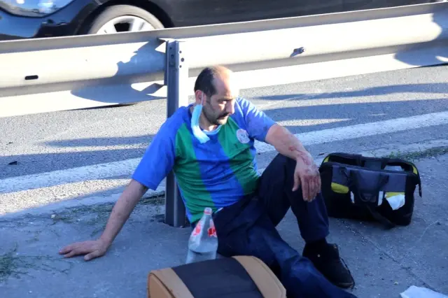 TEM'de işçi servisi ile otomobil çarpıştı: çok sayıda yaralı var