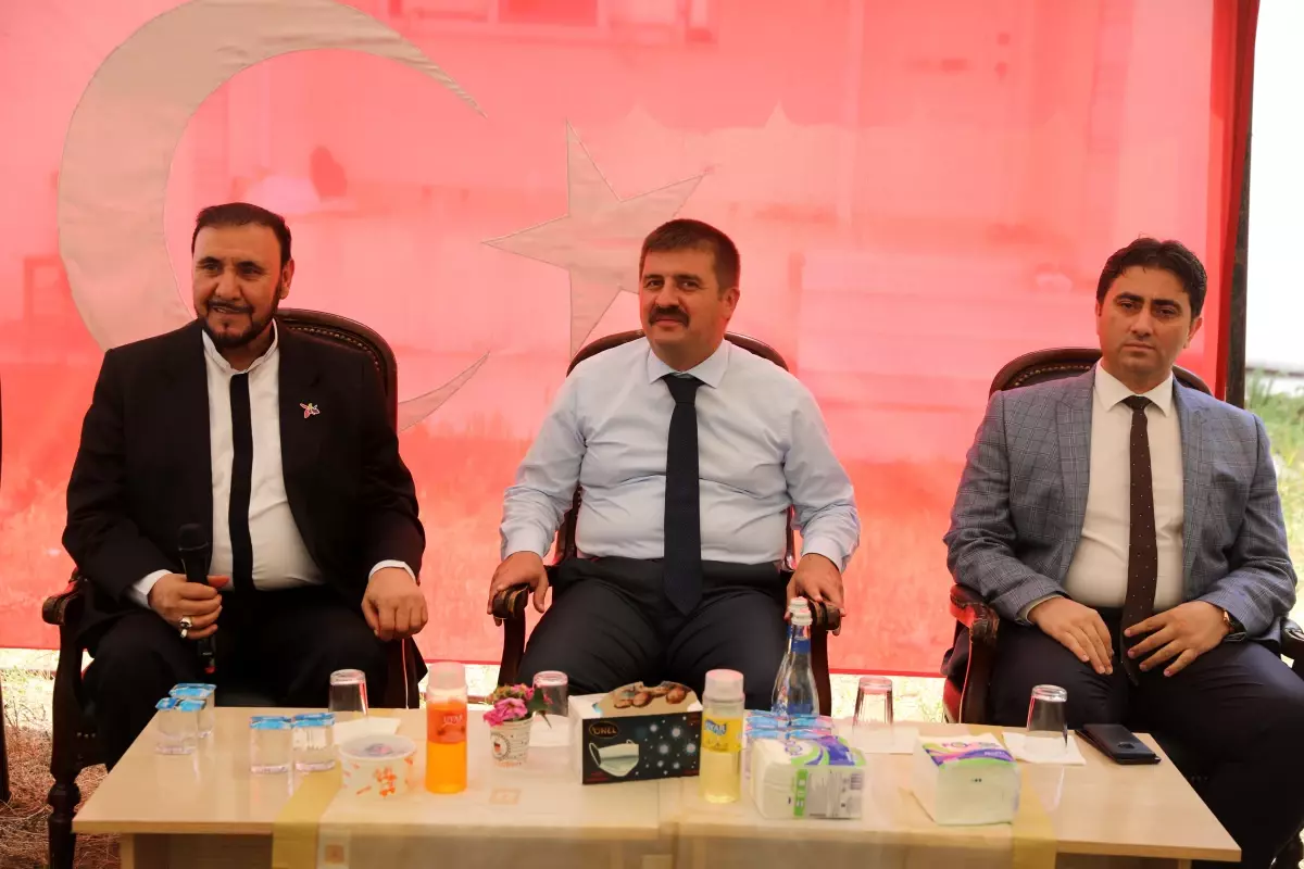 Vali Sarıibrahim, Aliköse Köyü'nde Düzenlenen Yemek Programına Katıldı