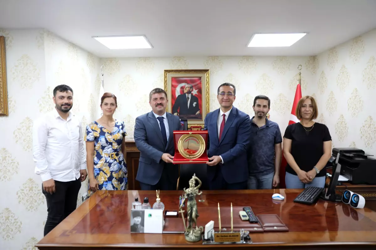 Valimiz Sarıibrahim'den Iğdır Barosu'na Hayırlı Olsun Ziyareti