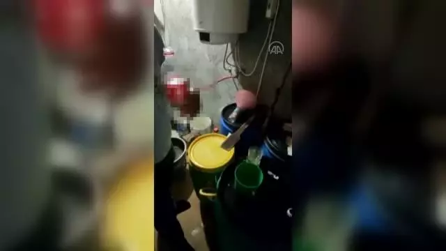 Son dakika haber | 545 litre sahte içki ele geçirilen evin sahibi gözaltına alındı