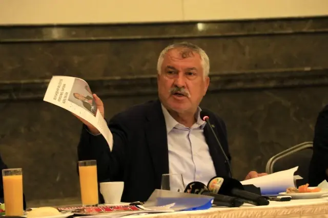 Başkan Karalar: 'Çalışmayan, bize PKK'lı diyen insanları çıkarttık'