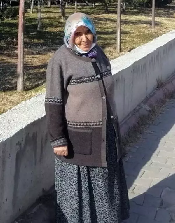 Son dakika haberi | BÖBREK HASTASI AYŞE DÜNDAR İÇİN 250 BİN KİŞİDE 1 GÖRÜLEN 'BOMBAY' GRUBU KAN ARANIYOR