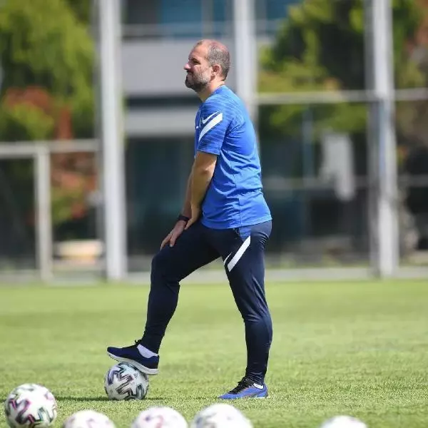 Bursaspor'da Cüneyt Köz ve Vefa Temel açıklamalarda bulundu