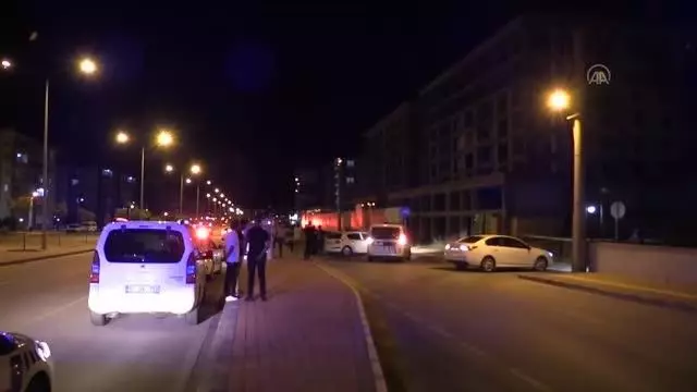 Son dakika haberi! ÇANAKKALE - Kayıp çocuk 6 saat sonra otomobilin içinde uyurken bulundu Son dakika haberi! ÇANAKKALE - Kayıp çocuk 6 saat sonra otomobilin içinde uyurken bulundu
