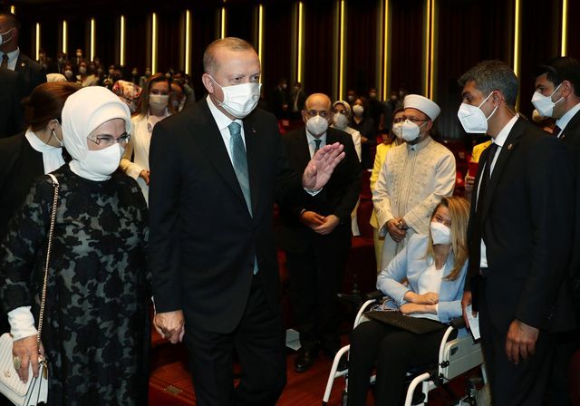 cumhurbaskani erdogan kadina karsi siddetle 3 14238327 o
