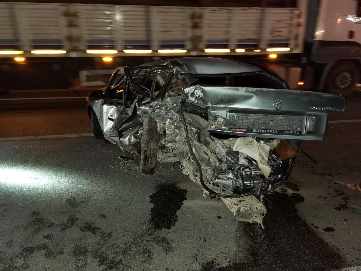 Gediz'de trafik kazası; 5 yaralı