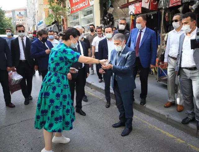 Son dakika haber! Hazine ve Maliye Bakan Yardımcısı Nebati esnafı ziyaret etti