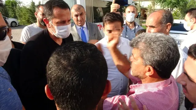 HDP önündeki evlat nöbeti tutan ailelerden CHP'ye sert tepki