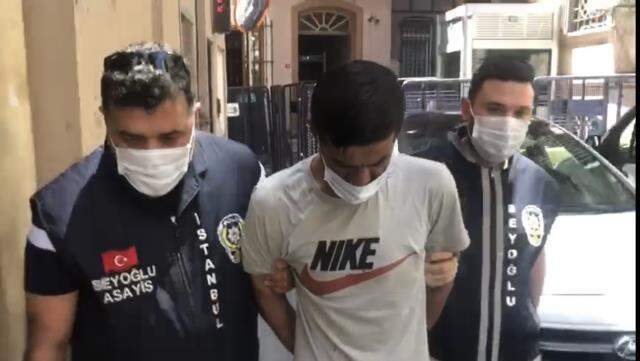 İstanbul'da nefes kesen rehine kurtarma operasyonu! Gözü dönen baba, çocuğunu bıçakla rehin aldı