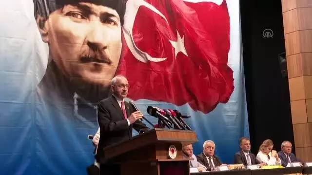 Kılıçdaroğlu, STK'lar ve partililerle bir araya geldi