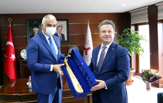 Kültür ve Turizm Bakanı Ersoy Giresun'da gezi ve incelemelerde bulundu