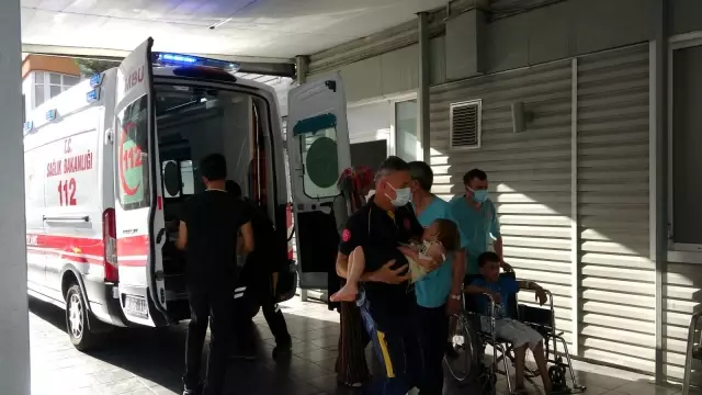 Otelde yemekten zehirlenen 30 kişi hastanelik oldu