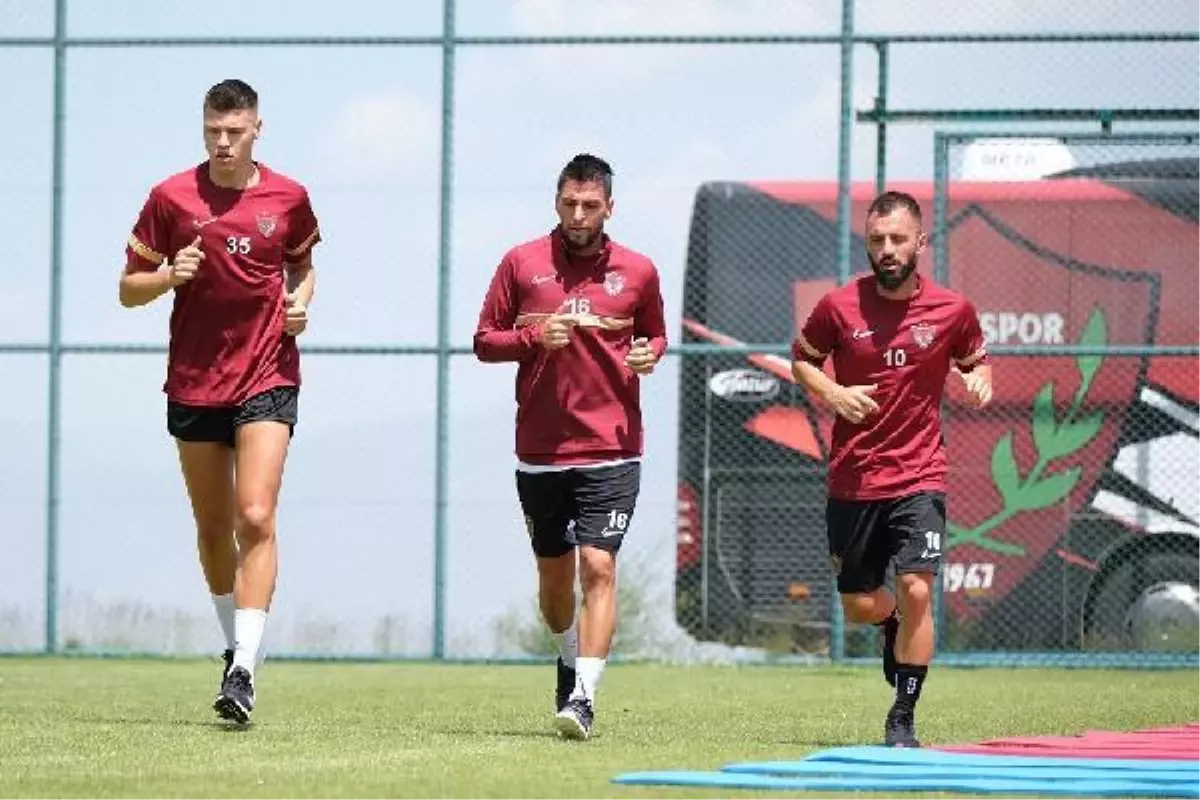 Atakaş Hatayspor topbaşı yaptı