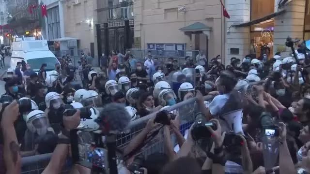 Beyoğlu’ndaki gösteriye polis müdahale etti Malatya EHaber