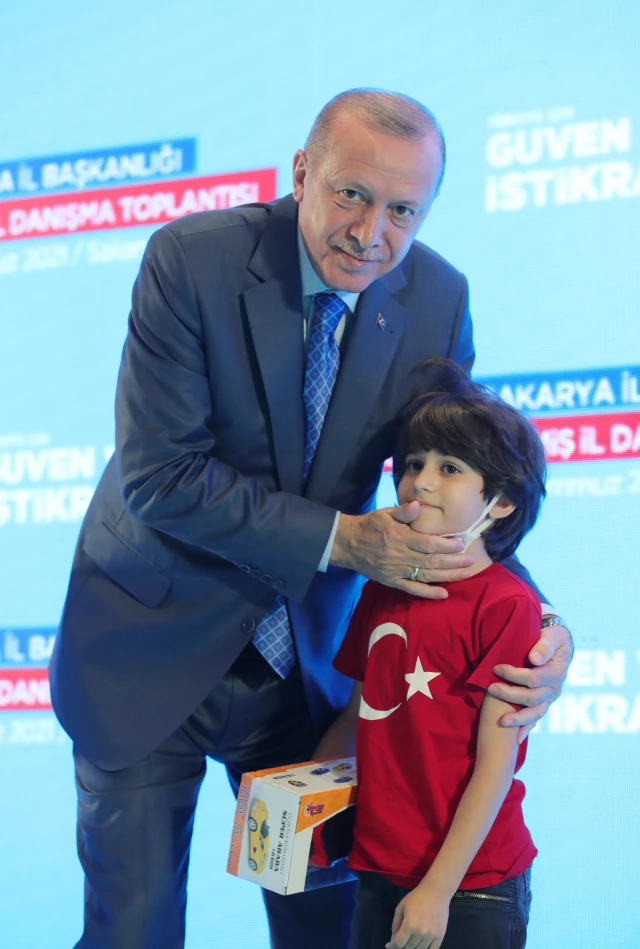 Erdoğan: 'CHP'nin bizi çekmek istediği tezgaha asla gelmeyecek, kardeşliğimizden, muhabbetimizden, birlik ve beraberliğimizden asla taviz...
