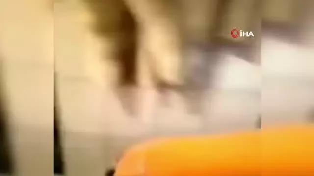 Fırında mide bulandıran görüntü...Ekmek hamuruyla top oynar gibi oynadılar