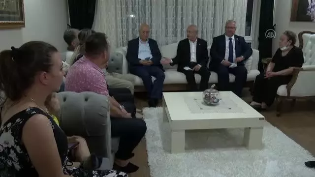 Kılıçdaroğlu'ndan Oğuz Yılmaz'ın ailesine taziye ziyareti