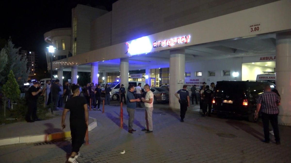 Kırıkkale'de sebze ve meyve halinde silahlı kavga: 3 yaralı