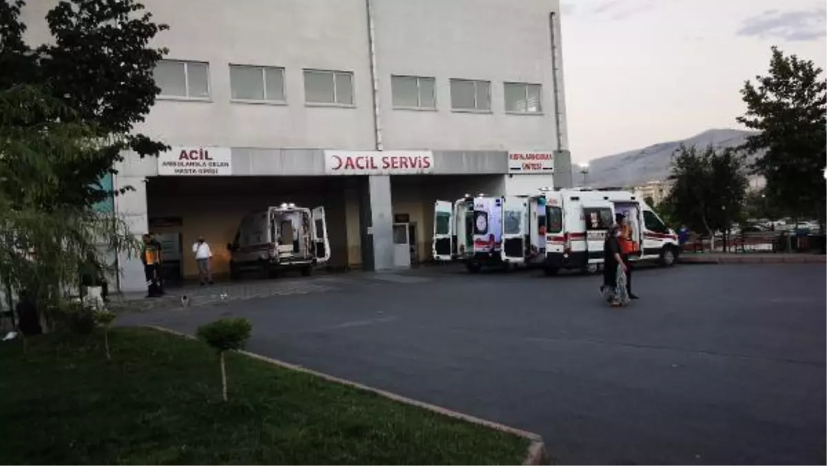 MALATYA'DA, TEKSTİL FABRİKASINDA ÇALIŞAN 55 İŞÇİ YEMEKTEN ZEHİRLENDİ