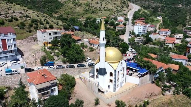 uzman cavusun ismi sehit dustugu camiye veril 4 14241282 o