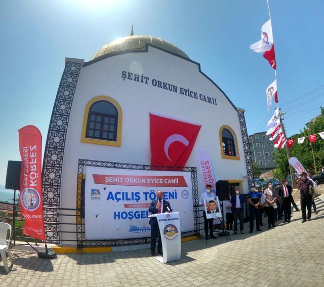 uzman cavusun ismi sehit dustugu camiye veril 9 14241282 o