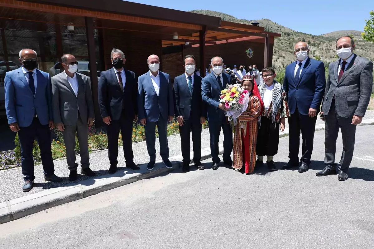 Vali Özkan, Sille Tabiat Okulu Eğitim Faaliyetlerini Yerinde İnceledi