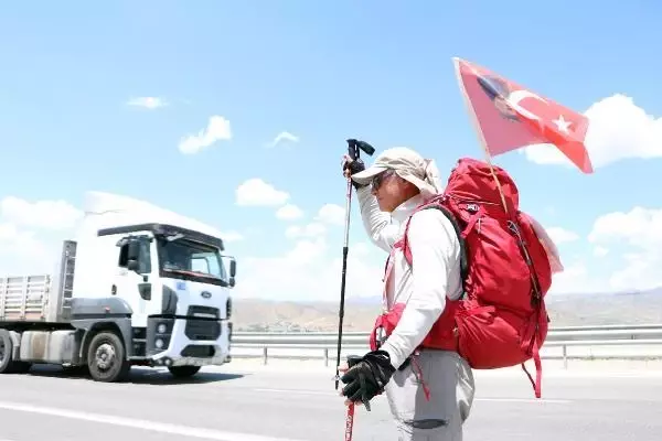 ATATÜRK'ÜN ERZURUM'A GELİŞİNİN 102'NCİ YILI 12 ATATÜRK'ÜN ERZURUM'A GELİŞİNİN 102'NCİ YILI