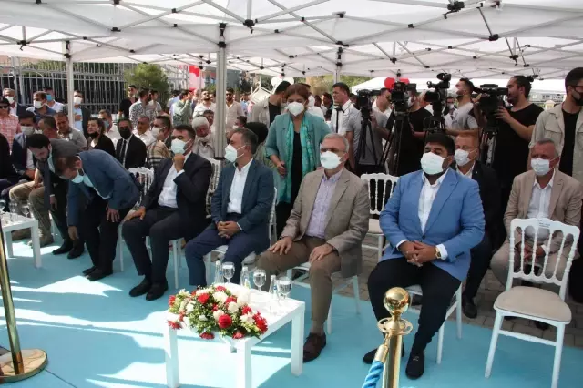 Ebru Yaşar Ortaokulu coşkuyla açıldı