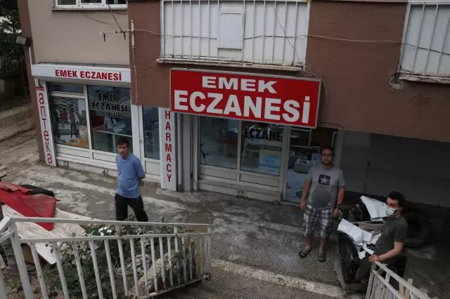 Vali Canalp, su baskınının yaşandığı iş yerlerini ziyaret etti