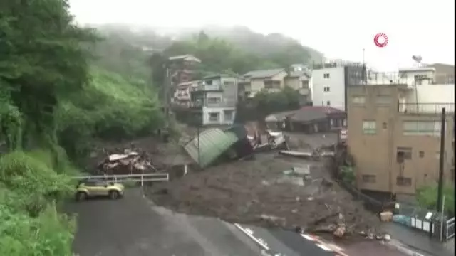 Japonya'yı vuran sel ve heyelanda 300 ev zarar gördü