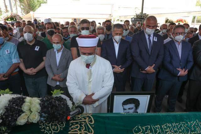 Kartal Tibet son yolculuğuna uğurlanıyor! Sevenleri, Yeşilçam'ın unutulmaz oyuncusunu yalnız bırakmadı