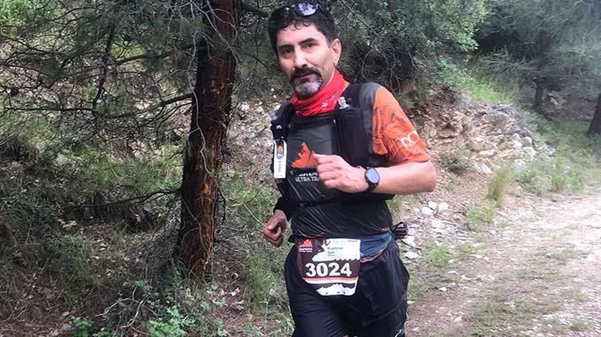 Oğluyla maratona katılan talihsiz adam, koşuyu tamamlayamadan can verdi