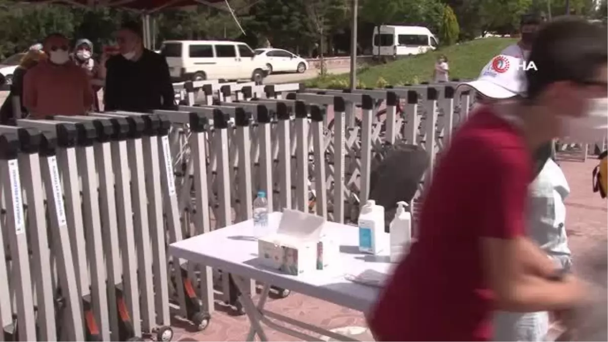 Son dakika: Pursaklar Belediyesi'nden çocuklara sürpriz karne hediyesi