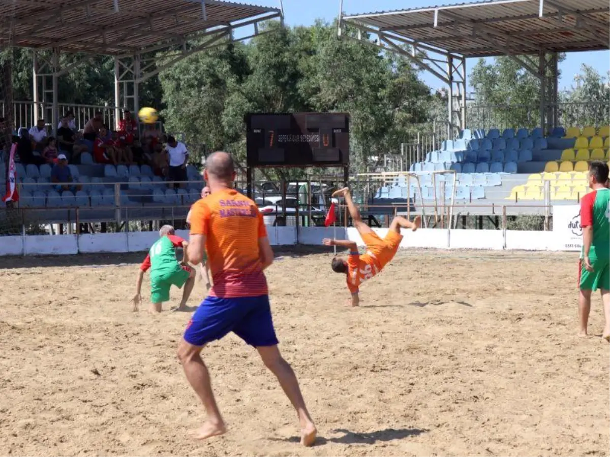 Seferihisar Master Cup Futbol Turnuvası Başladı
