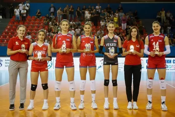 U16 Kız Milli Takımı, Balkan Şampiyonası'nı gümüş madalya ile tamamladı