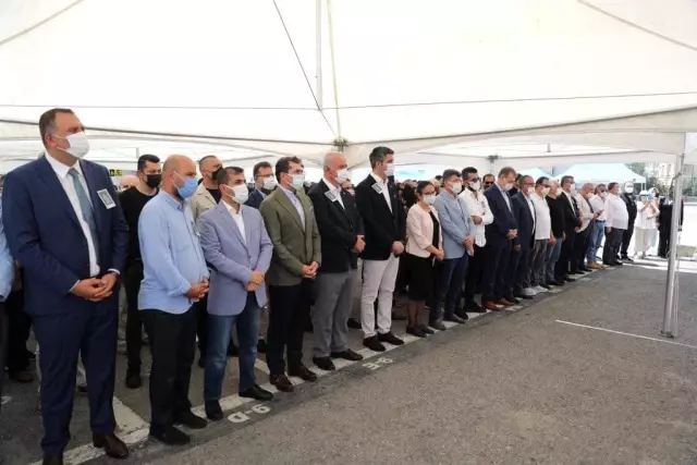 Ülkü Bora, Kartal'da dualarla son yolculuğuna uğurlandı