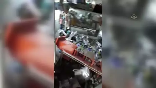 Vali Canalp, su baskınının yaşandığı iş yerlerini ziyaret etti